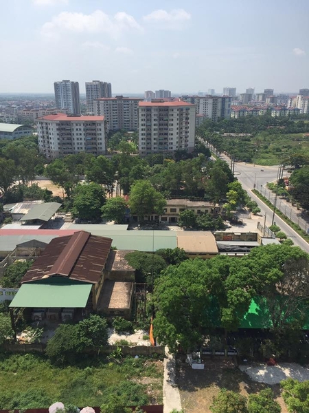 Bán chung cư CT10 Khu đô thị Việt Hưng 03 phòng ngủ giá 17 triệu/m2. Liên hệ: 0963892968 ( Mr Nam )