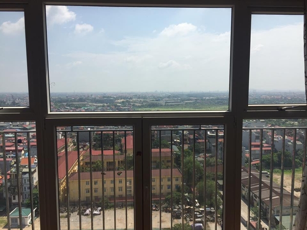 Bán chung cư CT10 Khu đô thị Việt Hưng 03 phòng ngủ giá 17 triệu/m2. Liên hệ: 0963892968 ( Mr Nam )