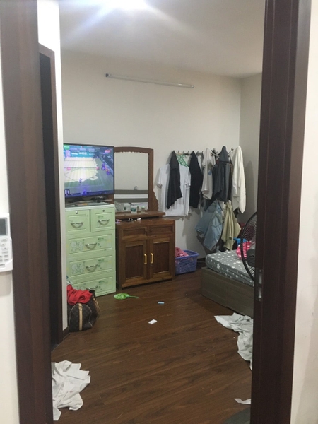 Bán chung cư Homeland Thượng Thanh 69m2 02 phòng ngủ giá 30,4 triệu/m2. Liên hệ: 0975278133 ( Mr Tài )
