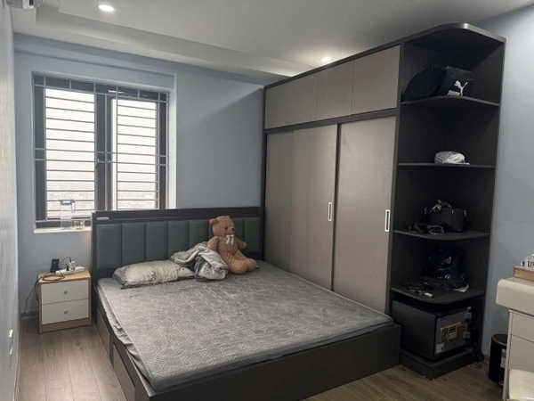 Cần bán căn hộ 3 phòng ngủ chung cư CT9 KĐT Việt Hưng, Long Biên, Hà Nội.