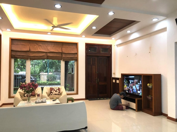 CHO THUÊ BIỆT THỰ VIỆT HƯNG, LONG BIÊN 200M² XÂY DỰNG 3 TẦNG PHÙ HỢP THUÊ ĐỂ Ở, LÀM VĂN PHÒNG, LỚP HỌC, CÔNG TY.