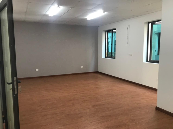 CHO THUÊ BIỆT THỰ VIỆT HƯNG, LONG BIÊN 200M² XÂY DỰNG 5 TẦNG PHÙ HỢP THUÊ Ở, LÀM VĂN PHÒNG, LỚP HỌC.