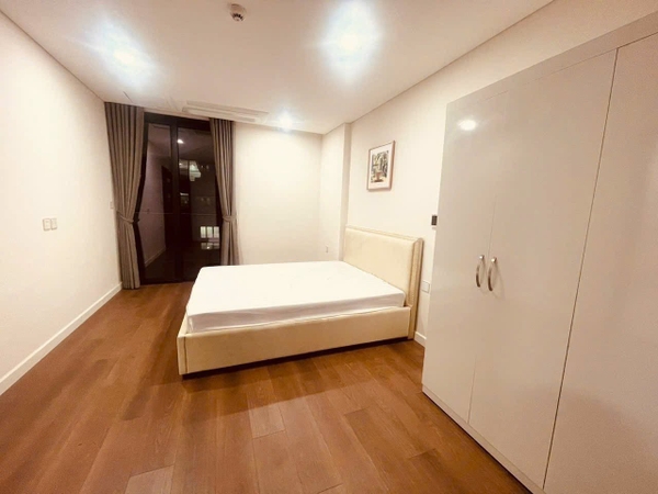 Cho thuê căn hộ cao cấp Green Iconic Phúc Đồng-Long Biên. LH: 0969.237.455