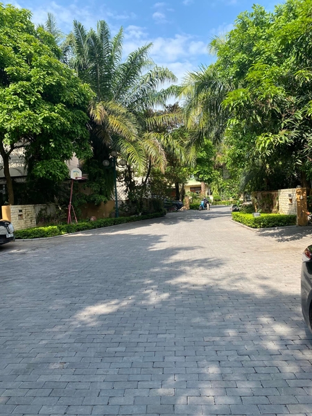 Cho thuê biệt thự Palm Garden full đồ tại KĐT Việt Hưng, Long Biên. S: 160m2. Giá: 30tr/tháng. LH: 0963892968.