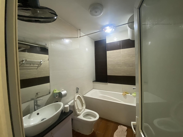 Cho thuê biệt thự Việt Hưng, Long Biên, 160m2, 23tr/tháng. LH: 0389 544 873.