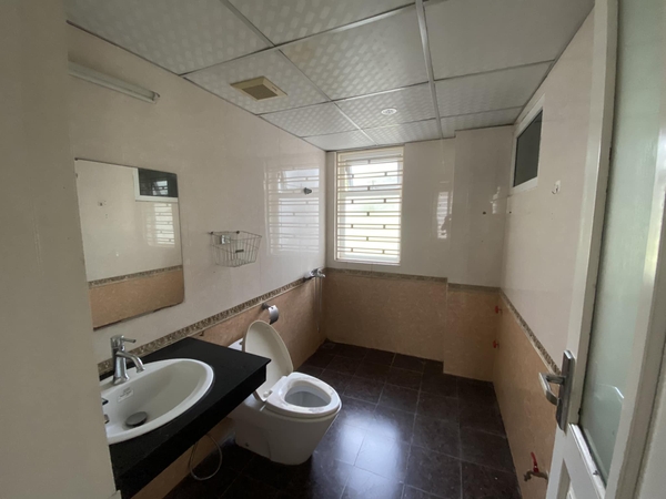 CHO THUÊ BIỆT THỰ VIỆT HƯNG, LONG BIÊN 160M² XÂY DỰNG 3 TẦNG PHÙ HỢP THUÊ Ở, LÀM VĂN PHÒNG, LỚP HỌC.