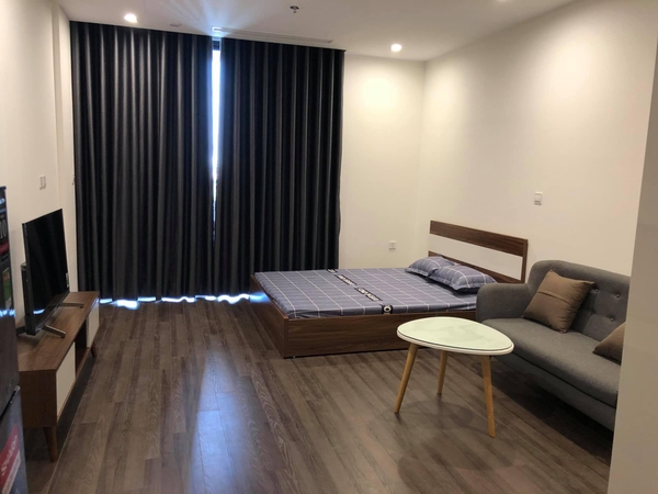 Cho thuê căn hộ Vinhome Symphony River Side, Long Biên. giá 10 triệu. LH: 0376692730