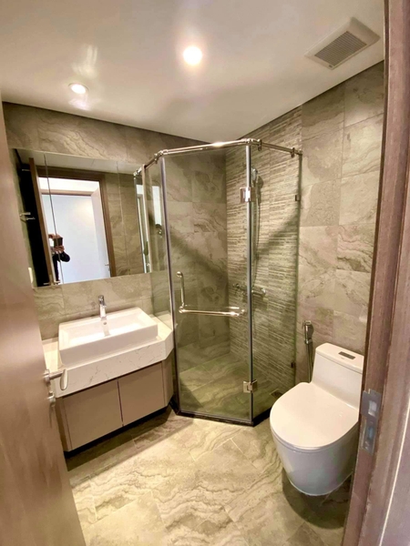 Cho thuê căn hộ full đồ Vinhome Symphony Long Biên. 66m.2PN. giá 15 triệu/th. LH: 0961910403