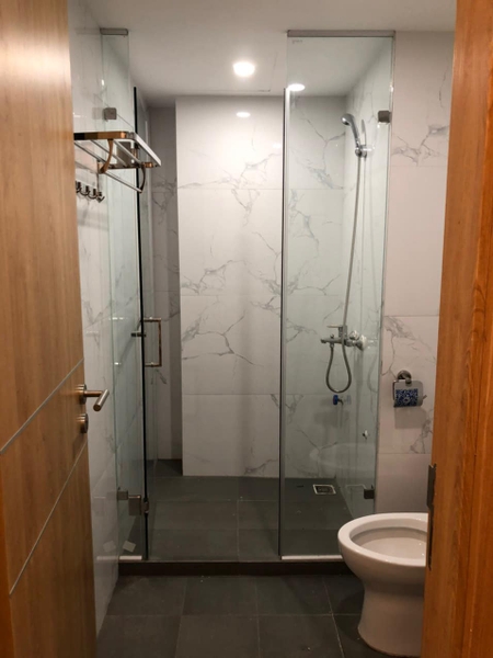 Cho thuê chung cư 2 ngủ full nội thất phố Nguyễn Văn Cừ, Long Biên giá chỉ 7tr. LH 0961910403