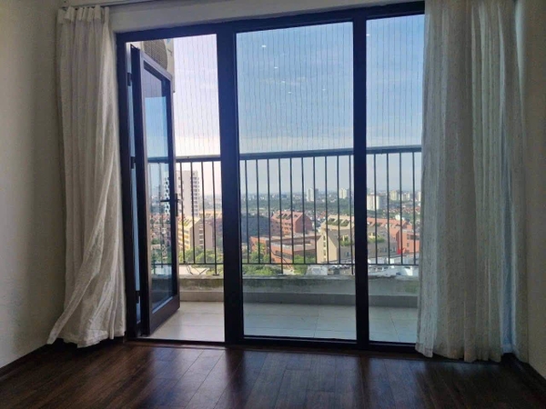 Bán căn hộ 3 ngủ, 80m2 căn góc tại Valencia Garden KDT Việt Hưng, Long Biên. Giá: 5.4 tỷ