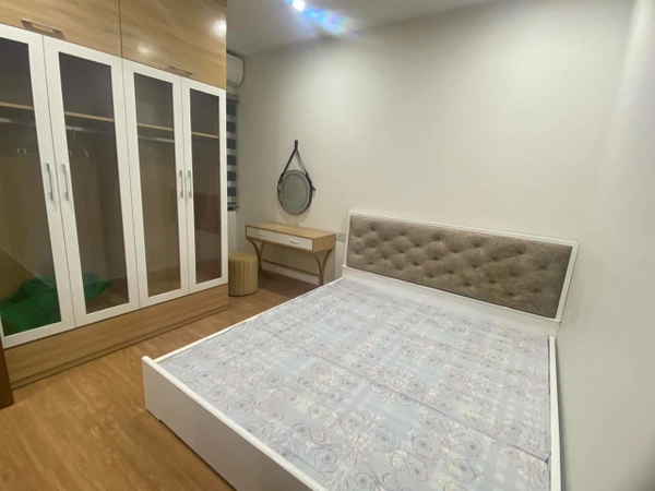 Cho thuê căn full đồ 2 ngủ đẹp tại TSG Lotus Sài Đồng. S: 72m2. Giá: 10triệu /tháng. Lh: 0961910403