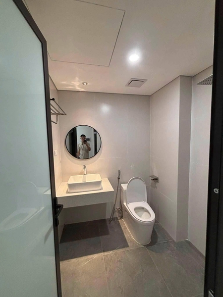 Cho thuê căn hộ chung cư mini Ngọc Lâm-Long Biên. LH e Huyền 0969.237.455