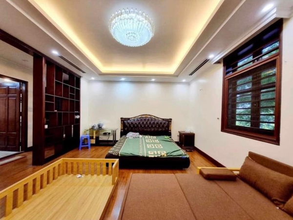 CHO THUÊ BIỆT THỰ VIỆT HƯNG, LONG BIÊN 220M² XÂY DỰNG 3 TẦNG PHÙ HỢP THUÊ ĐỂ Ở, LÀM VĂN PHÒNG, LỚP HỌC, CÔNG TY. GIÁ CHỈ 40tr/tháng