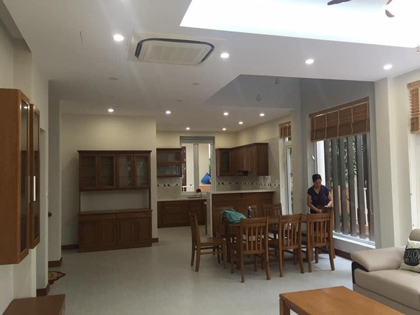 CHO THUÊ BIỆT THỰ VIỆT HƯNG, LONG BIÊN 170M² XÂY DỰNG 3 TẦNG PHÙ HỢP THUÊ Ở VÀ LÀM VĂN PHÒNG.