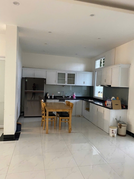 CHO THUÊ BIỆT THỰ VIỆT HƯNG, LONG BIÊN 170M² XÂY DỰNG 3 TẦNG PHÙ HỢP THUÊ Ở VÀ LÀM VĂN PHÒNG.