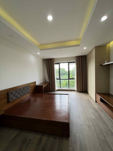CHO THUÊ BIỆT THỰ VIỆT HƯNG, LONG BIÊN 180M² XÂY DỰNG 3 TẦNG PHÙ HỢP THUÊ ĐỂ Ở, LÀM VĂN PHÒNG, LỚP HỌC, CÔNG TY. GIÁ CHỈ 35tr/tháng