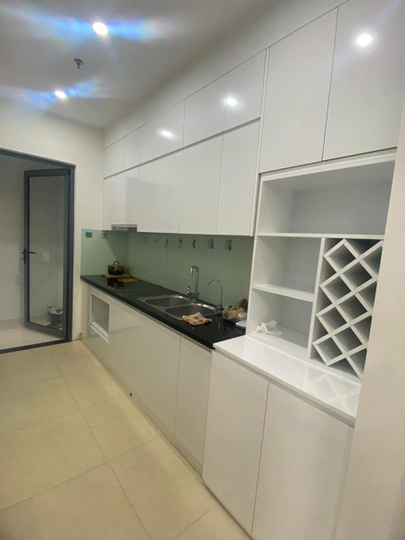 Cho thuê căn full đồ 2 ngủ đẹp tại TSG Lotus Sài Đồng. S: 72m2. Giá: 10triệu /tháng. Lh: 0961910403