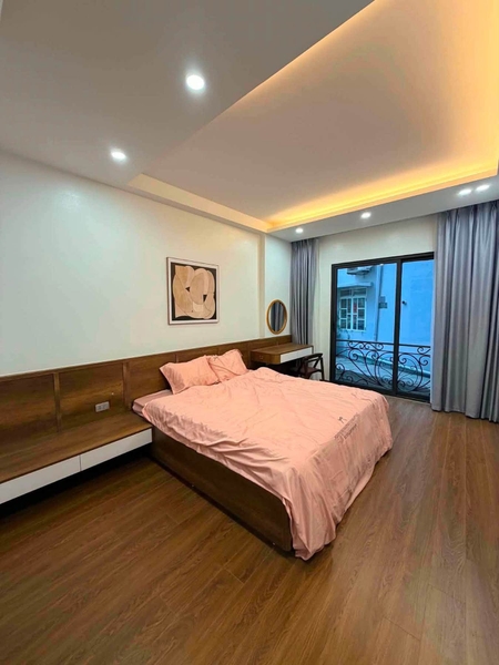 CHO THUÊ NHÀ NGỌC THỤY - 5 TẦNG MỚI TINH - Ô TÔ ĐỖ CỬA - FULL ĐỒ CAO CẤP