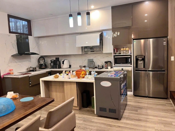 Quỹ căn Biệt Thự, Liền kề cho thuê tại KĐT Việt Hưng, Long Biên. Diện tích từ 180m2. Giá thuê: 25-30tr/tháng. Lh: 0969.237.455
