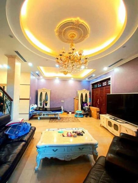 CHO THUÊ BIỆT THỰ VIỆT HƯNG, LONG BIÊN 180M² XÂY DỰNG 3 TẦNG PHÙ HỢP THUÊ ĐỂ Ở, LÀM VĂN PHÒNG, LỚP HỌC, CÔNG TY. GIÁ CHỈ 35tr/tháng