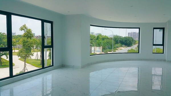 Em có nhà muốn cho thuê gấp khu Ngọc Thụy. LH: 0977830577