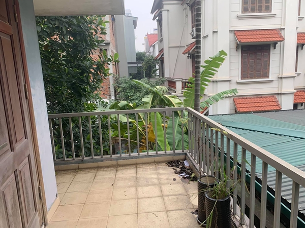Cho thuê biệt thự Sài Đồng nội thất cơ bản liên hệ Mr Nam 0948572567