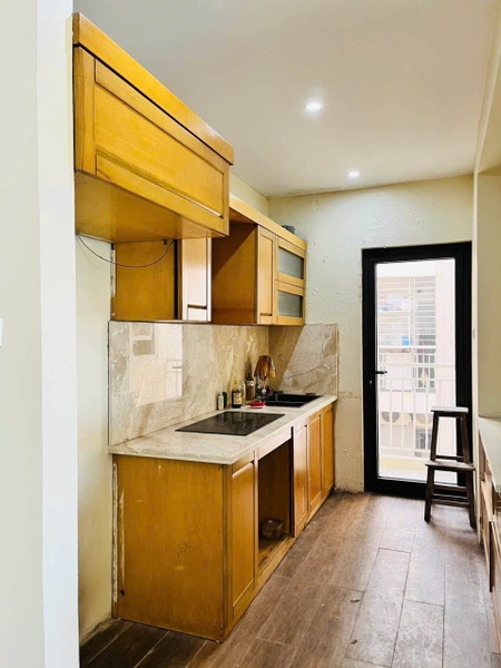 Cần cho thuê nhanh căn 2 ngủ 97m2 Happy House CT18 KĐT Việt Hưng. Giá 8tr/ tháng