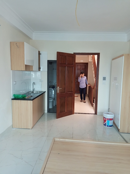 cho thuê chung cư mini Long Biên, 30m2 đồ cơ bản giá từ 3.5tr/tháng. LH: 0949993596