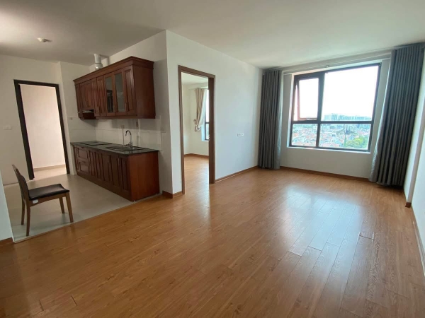 Giá 4,55 Tỷ căn hộ 2N toà VALENCIA GARDEN – Việt Hưng. Liên hệ: Em Hùng 0971902576