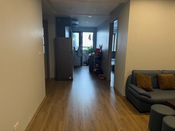 Cần bán căn hộ 3 phòng ngủ chung cư CT9 KĐT Việt Hưng, Long Biên, Hà Nội.