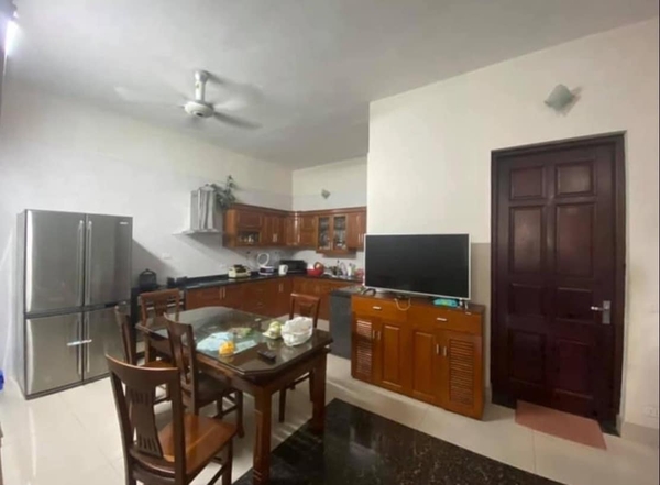 CHO THUÊ BIỆT THỰ VIỆT HƯNG, LONG BIÊN 160M² XÂY DỰNG 3 TẦNG PHÙ HỢP THUÊ ĐỂ Ở, LÀM VĂN PHÒNG, LỚP HỌC, CÔNG TY.