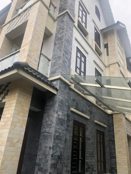 CHO THUÊ BIỆT THỰ VIỆT HƯNG, LONG BIÊN 220M² XÂY DỰNG 3 TẦNG PHÙ HỢP THUÊ ĐỂ Ở, LÀM VĂN PHÒNG, LỚP HỌC, CÔNG TY. GIÁ CHỈ 40tr/tháng