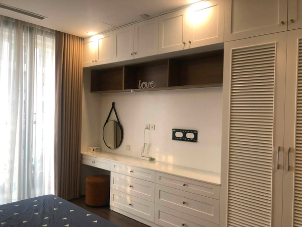 Cho thuê căn studio Vinhomes Symphony, Long Biên. . Full nội thất. Giá 10 triệu