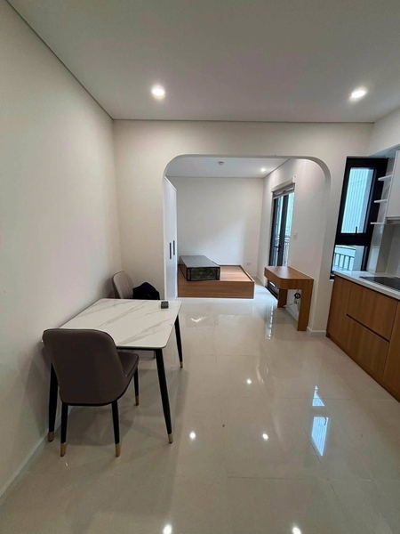 Cho thuê căn hộ chung cư mini Ngọc Lâm-Long Biên. LH e Huyền 0969.237.455