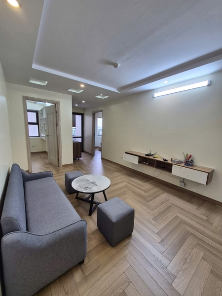Gia đình cần bán nhanh căn 2 ngủ - 45m2 giá chỉ 2,9 tỷ tại Ruby City CT3 Phúc Lợi. Liên hệ: 0961910403