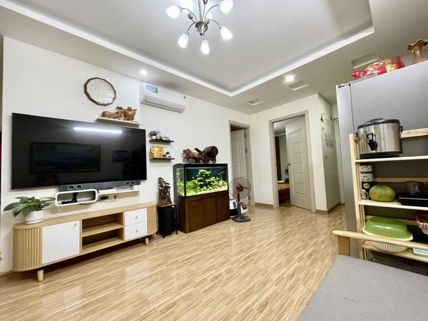 Cần bán căn 2 ngủ 2 vệ sinh Ruby City Giang Biên, Long Biên. Giá 3,95 tỷ. Liên hệ: 0981716196