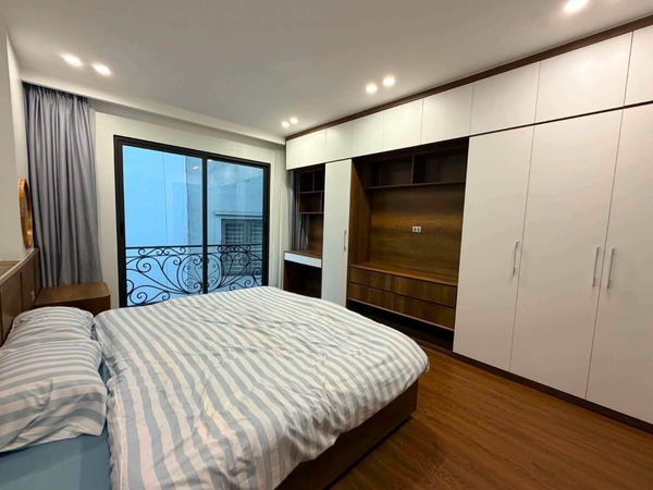 CHO THUÊ NHÀ NGỌC THỤY - 5 TẦNG MỚI TINH - Ô TÔ ĐỖ CỬA - FULL ĐỒ CAO CẤP