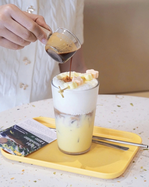 Light Sunshine Latte – giàu vitamin và chất xơ từ bột bí đỏ