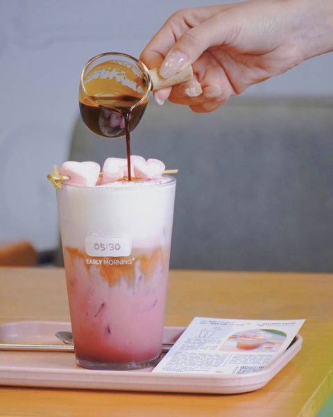 Red Velvet Latte - hồng ngọt ngào từ củ dền