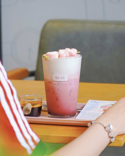 Red Velvet Latte - hồng ngọt ngào từ củ dền