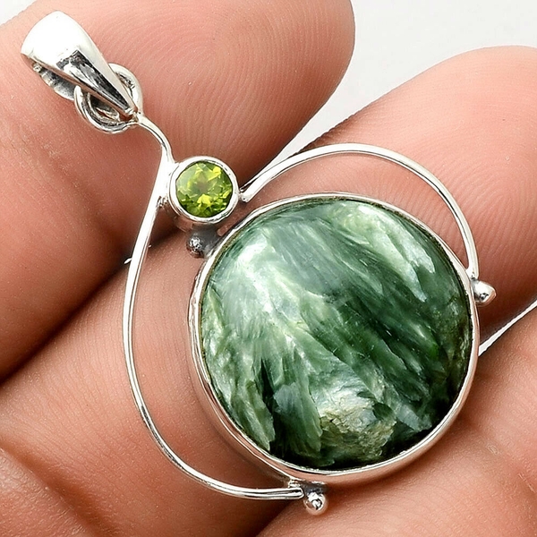Seraphinite