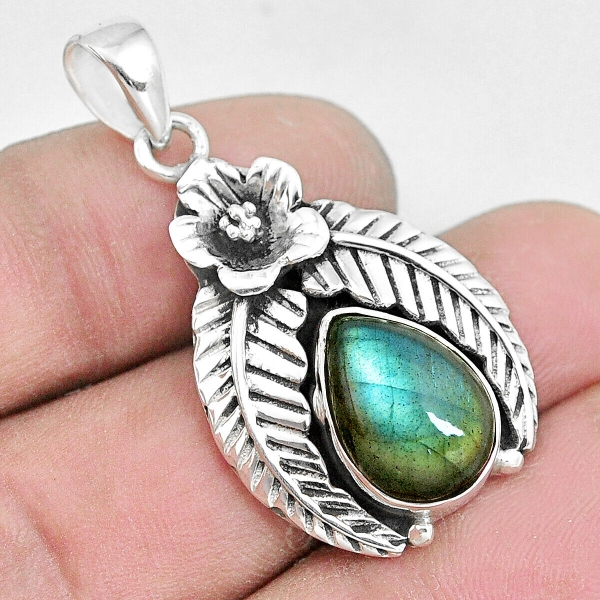 Labradorite 110