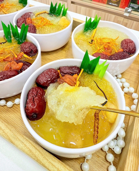 Yến tươi chưng thập cẩm