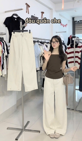 QUẦN JEANS SUÔNG BE ĐÍNH CÚC MÃ 8144