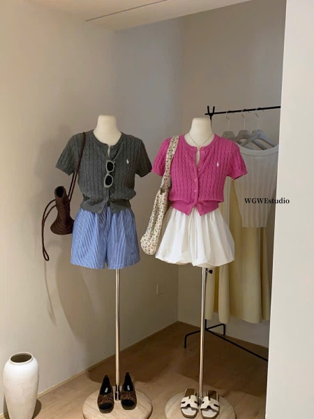 CARDIGAN VẶN THỪNG THÊU NGỰA WWGE mã W3422