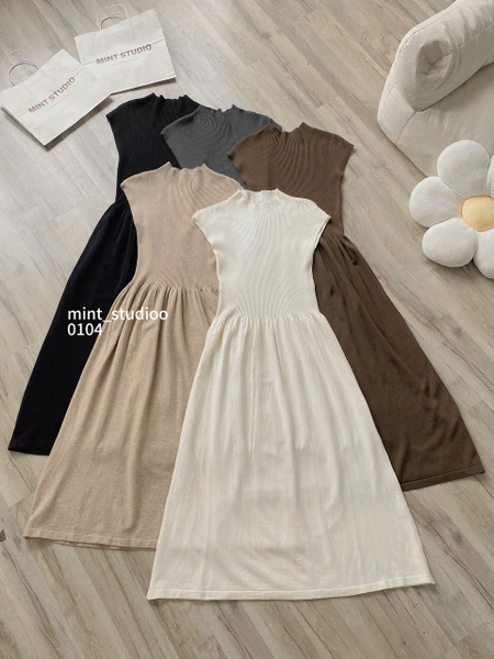 VÁY LEN DÀI CỔ ÔM TAY HẾN MÃ 0104