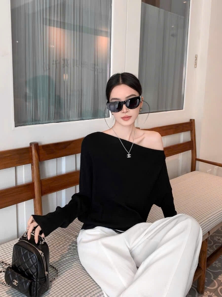 ÁO LỆCH VAI DÀI TAY BO MÃ 639