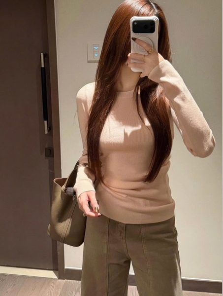 ÁO LEN TRƠN ÔM MÃ 62624