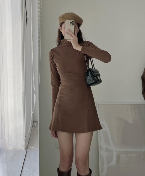 VÁY NHUNG TĂM CỔ CAO MÃ 195