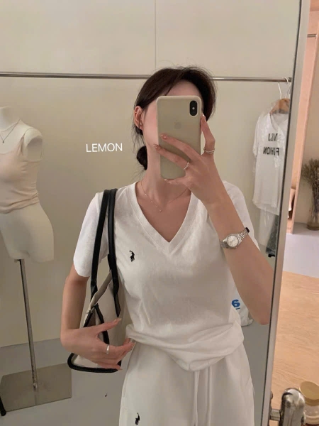 ÁO THUN CỔ V THÊU NGỰA MÃ 306